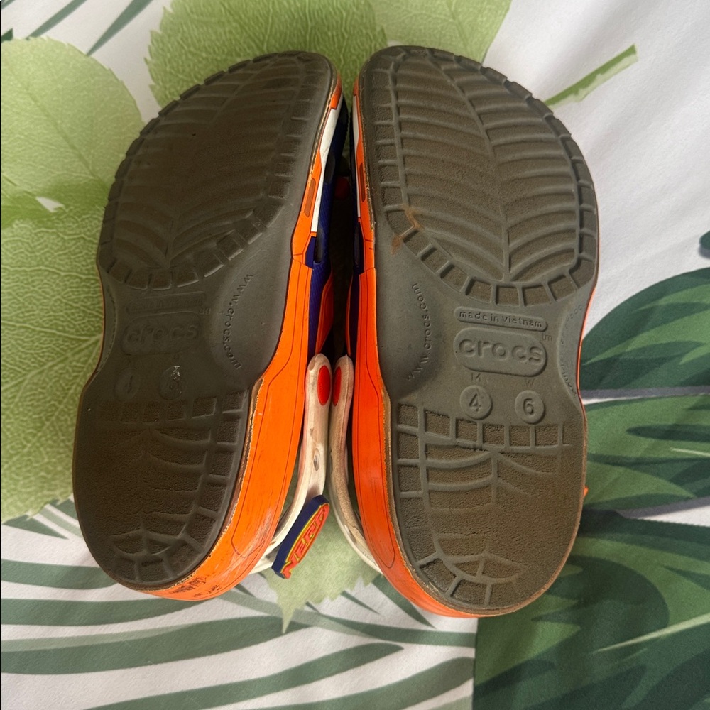 Kids Nerf Crocs Size 4M 6W - Picture 4 of 4